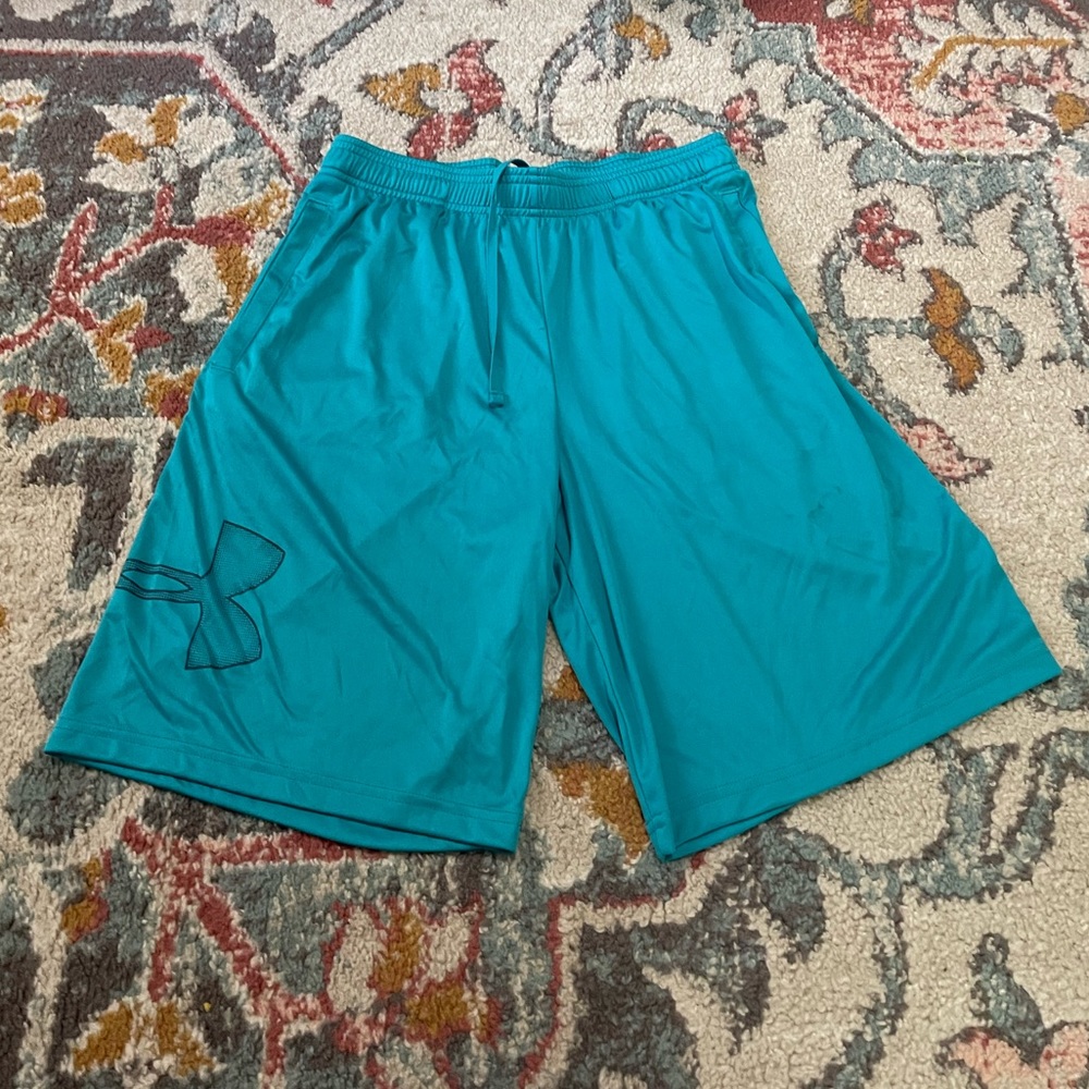NWOT Men’s Under Armour Athletic Shorts size M